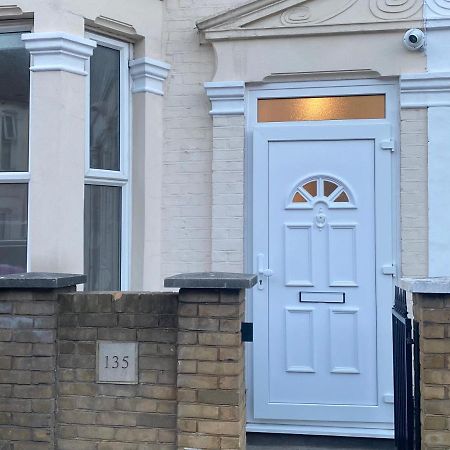 Cosy House In Newham Διαμέρισμα Λονδίνο Εξωτερικό φωτογραφία