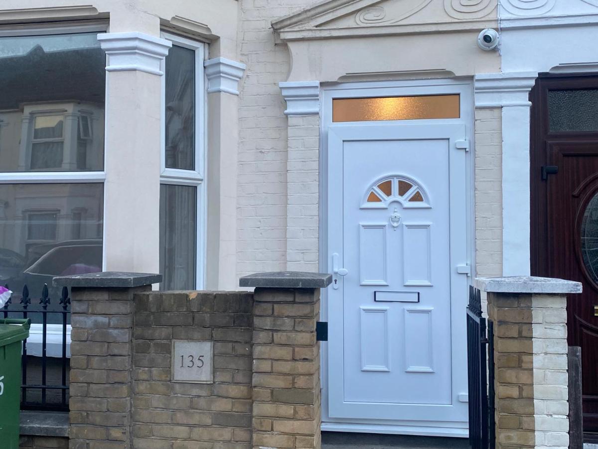 Cosy House In Newham Διαμέρισμα Λονδίνο Εξωτερικό φωτογραφία